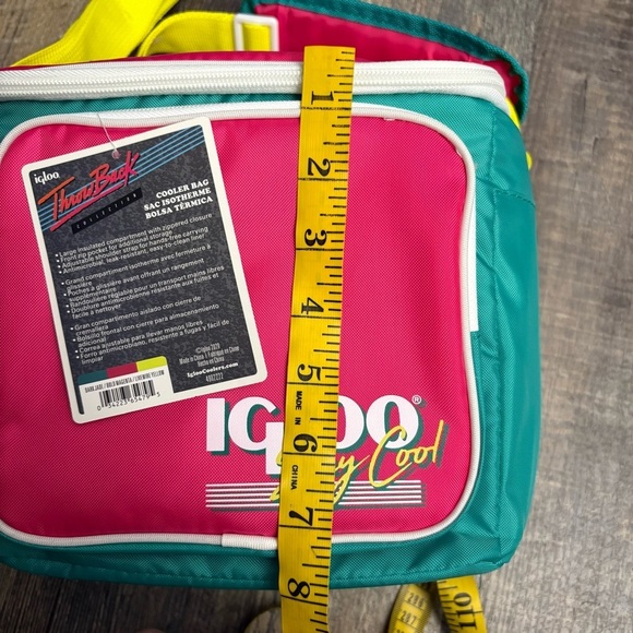 Igloo throwback cooler - Picture 5 of 7